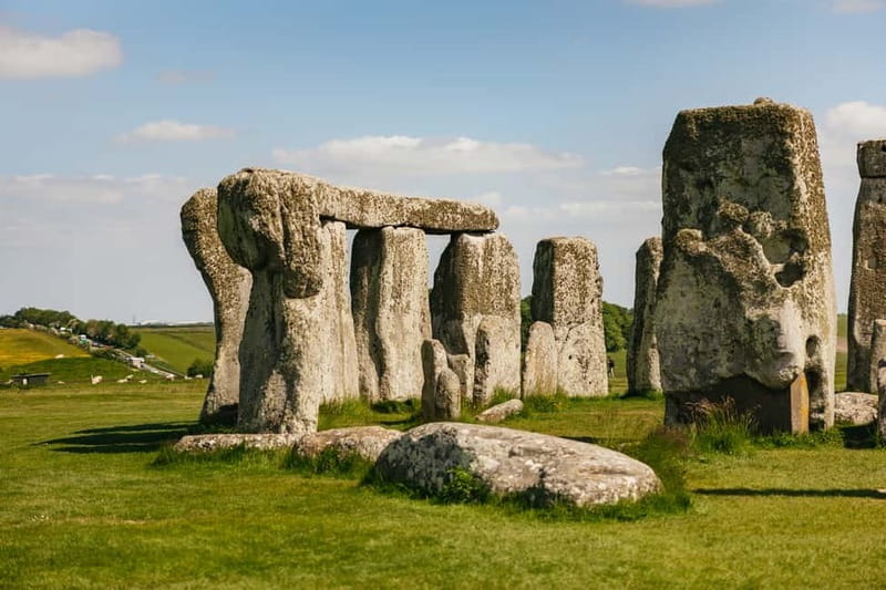 London: Stonehenge Morning or Afternoon Tour Optional Lunch - Should You Book It?