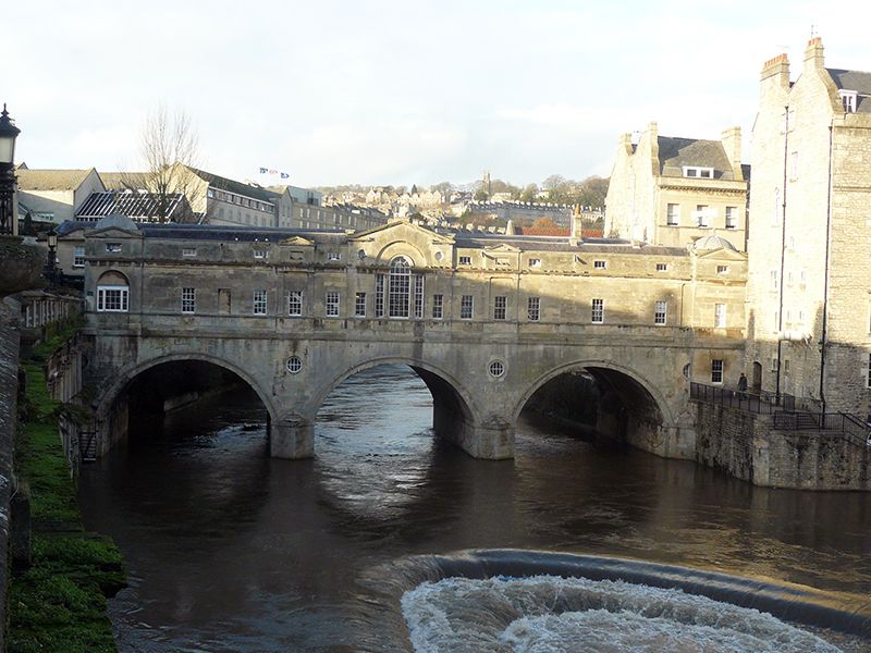 London: Stonehenge, Stratford-Upon-Avon, and Bath Day Trip - The guide and driver shape the whole day