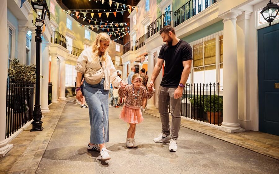 London: The Paddington Bear Experience - Starting at Paddington Station in County Hall