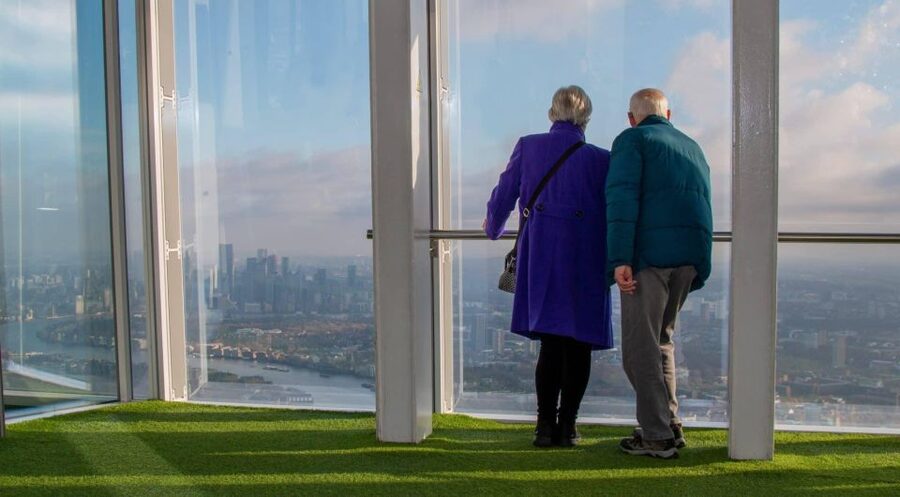 London: The Shard Entry Ticket with Champagne - Champagne, cocktails, and the time to linger