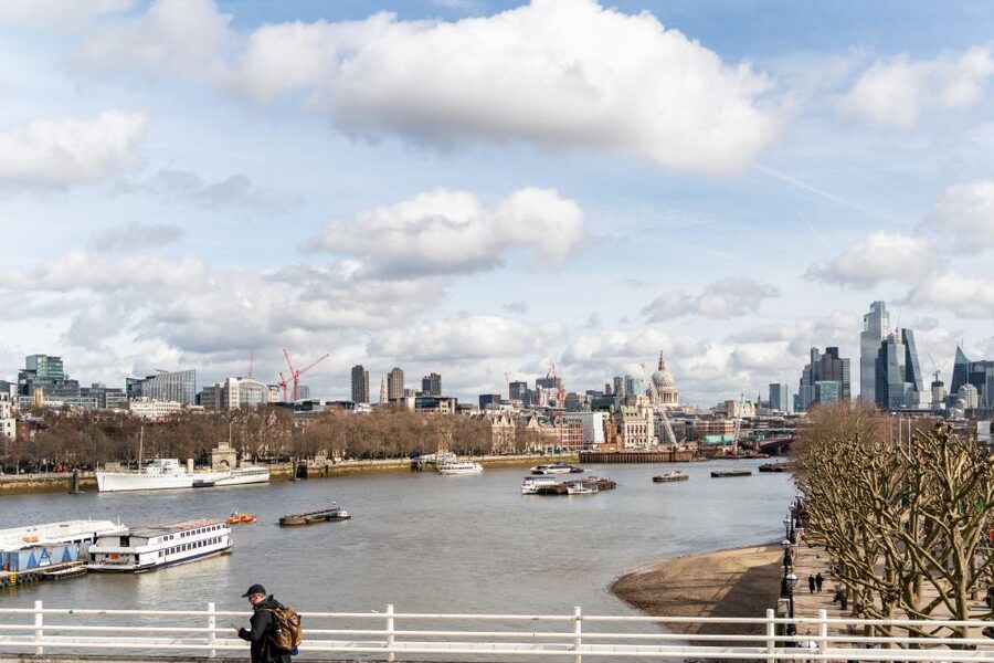 London: Tootbus Hop-on Hop-off with optional River Cruise - Why Tootbus works well on a first day in London