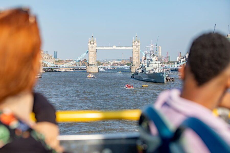 London: Tootbus Hop-on Hop-off with optional River Cruise - Borough Market and South Bank