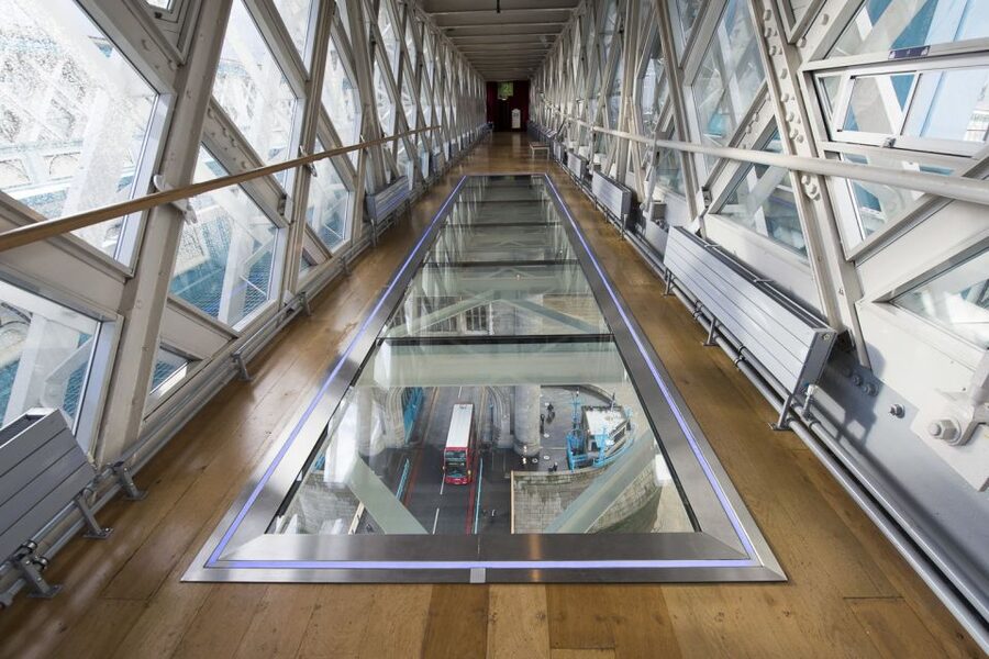 London: Top 30 Sights Walking Tour and Tower Bridge Exhibit - Key points to know before booking
