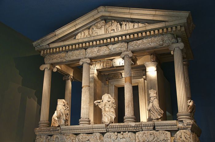 London: Tour of the British Museum - Why a guided route helps inside the British Museum