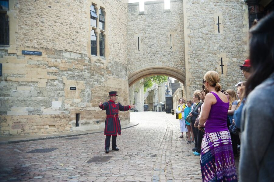 London: Tower of London & Changing of the Guard Experience - What you can realistically see in 75 minutes