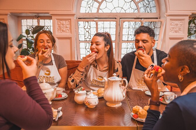 London: Traditional English Scone Making and Tea Workshop - Key points at a glance