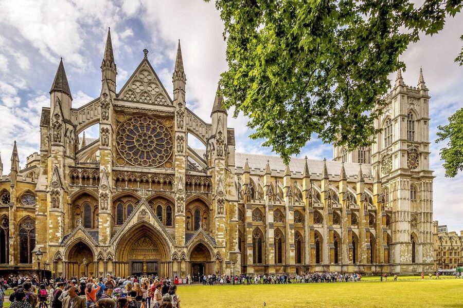 London: Vintage Bus Tour and London Eye Ticket - Who should choose this tour