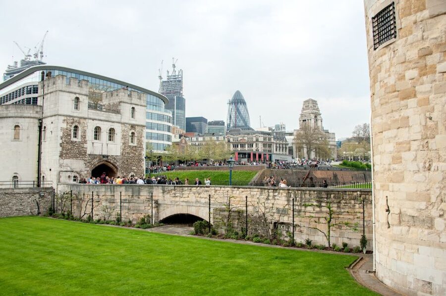London: Vintage Bus Tour and London Eye Ticket - Why this four-hour combination works