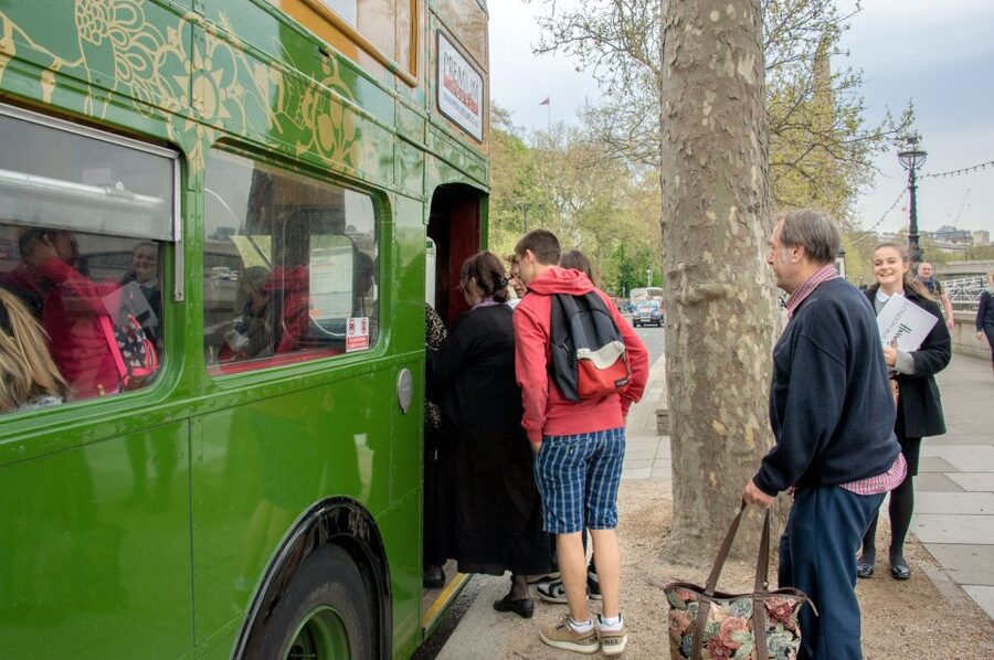 London: Vintage Bus Tour and London Eye Ticket - Buckingham Palace and the Changing of the Guard