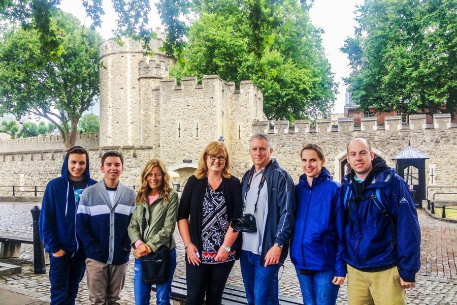 London: VIP Tower of London & Tower Bridge Early-Access Tour - Guides are the main reason to choose the package