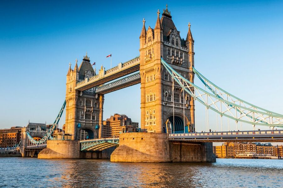 London: VIP Tower of London & Tower Bridge Early-Access Tour - The Jewel House: your first major stop