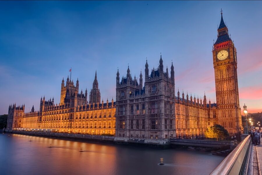 London: Westminster Abbey Guided Tour - The Coronation Chair and centuries of ceremony