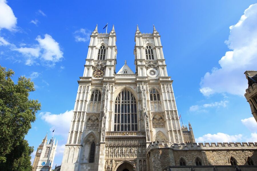 London: Westminster Abbey & Optional Parliament Tour - Inside the abbey: coronations, chapels, and royal graves