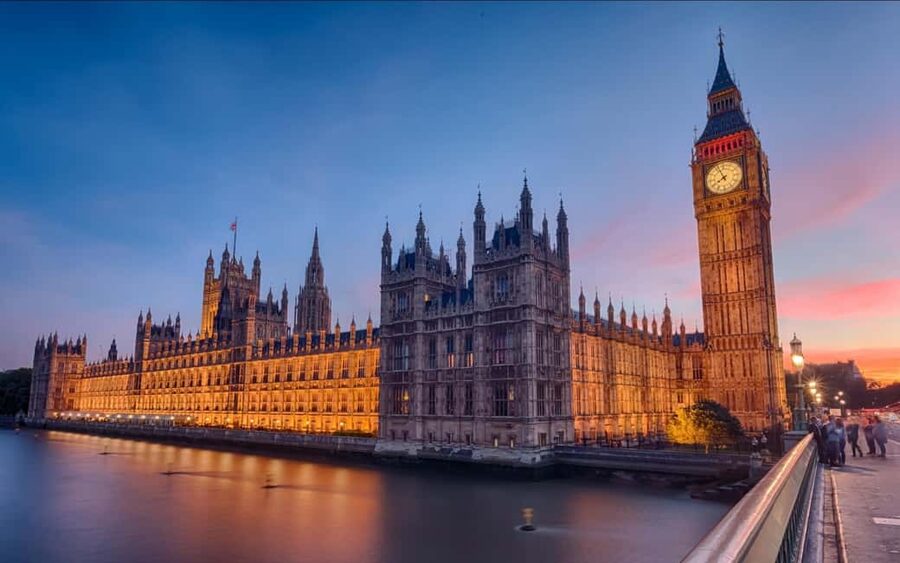 London: Westminster Abbey & Optional Parliament Tour - Meeting the guide at 20 Dean’s Yard