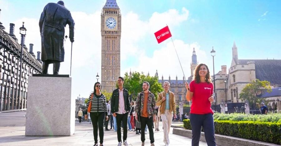 London: Westminster Abbey, Tower of London and Boat Tour - Lunch and the break at Parliament Square