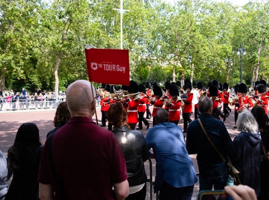 London: Westminster Abbey, Tower of London and Boat Tour - The guides make the biggest difference