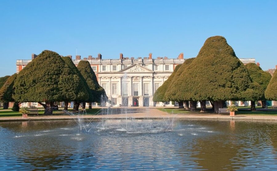 London: Windsor Castle & Henry VIII's Hampton Court Palace - A Thames boat ride adds a welcome change of pace