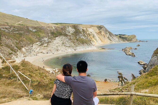 Lulworth Cove & Durdle Door Mini-Coach Tour from Bournemouth - Walking from Durdle Door to Lulworth Cove