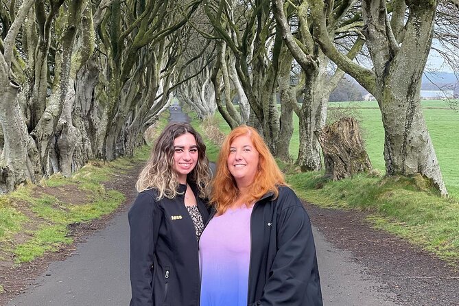 Luxury Giants Causeway Tour in Mercedes + FREE Belfast Mural Tour - Dunluce Castle and Dunseverick’s older echoes