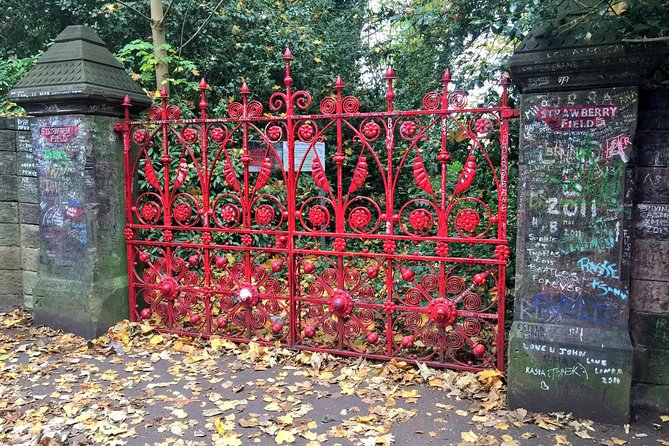 Magical Liverpool Beatles Tour - Penny Lane, barber shop, and roundabout shelter