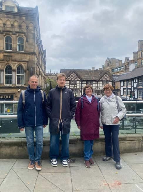 Manchester: Morning or Afternoon City Walking Tour - Street art and Manchester’s modern creative side