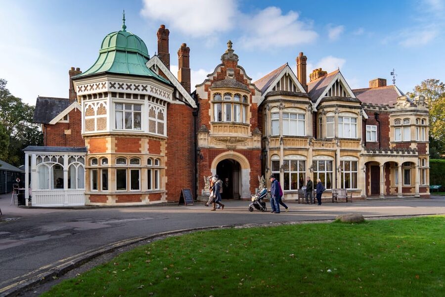 Milton Keynes: Bletchley Park Entry Ticket - The Huts Show the Human Side of Codebreaking