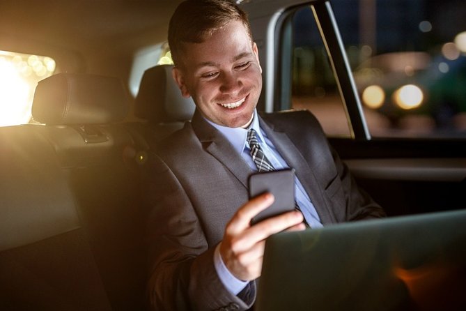 Nottinghamshire to London Heathrow Airport (LHR) Luxury Transfers - Who will benefit most from this transfer