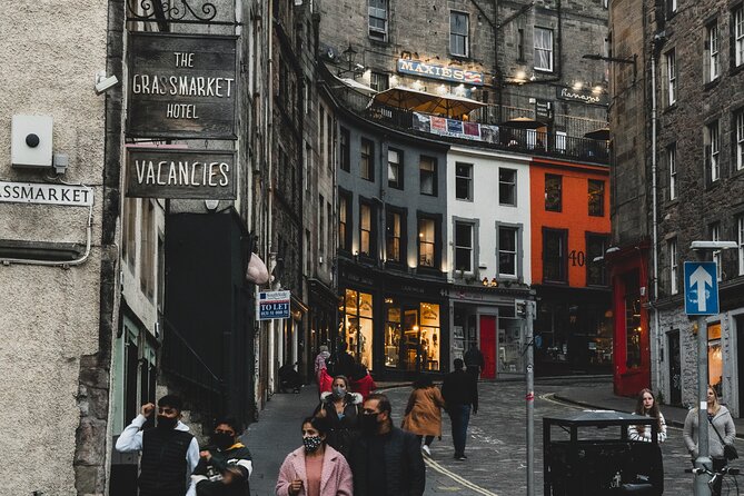 Original Harry Potter Locations Tour in Edinburgh : Guided Tour - Guides, quizzes, and the human side of the tour