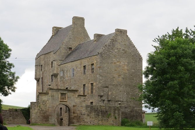 Outlander Adventure Day Tour from Glasgow Including Admissions - Five Outlander sites between Glasgow and central Scotland