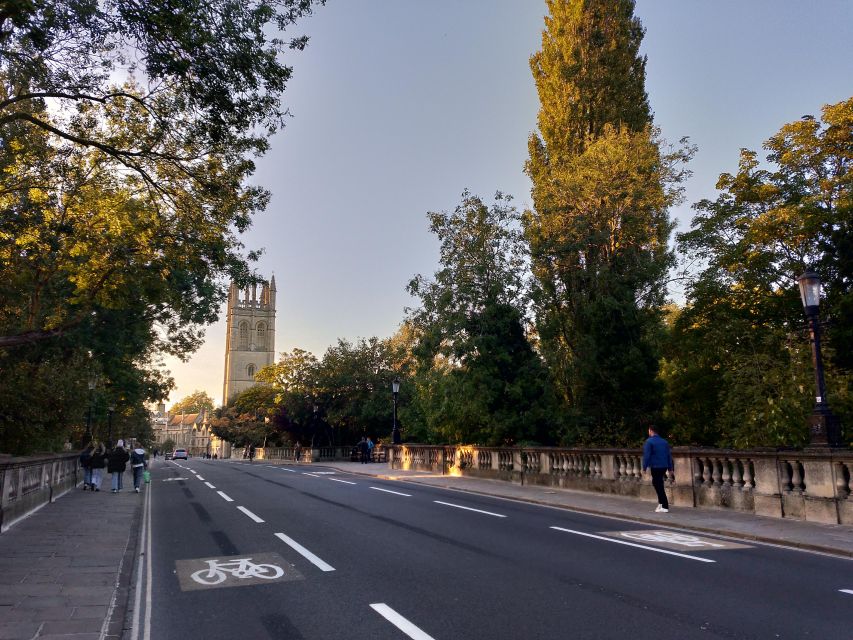 Oxford: C.S. Lewis & J.R.R. Tolkien Guided Walking Tour - Who will get the most from the $80 price?