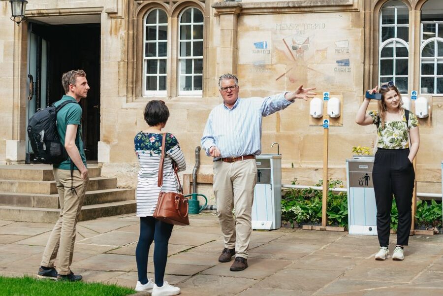Oxford: City and University Tour, including college entry - Why this Oxford walk works so well