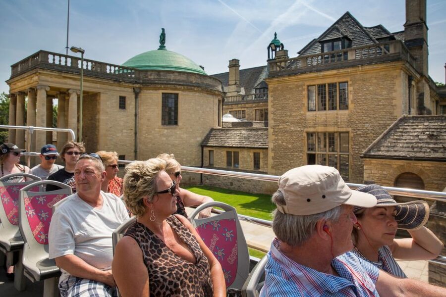 Oxford: City Sightseeing Hop-On Hop-Off Bus Tour - Timing, frequency, and the Oxford traffic factor