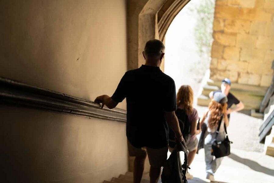 Oxford: Harry Potter Film Tour Led by University Alumni - Timing, comfort, and access