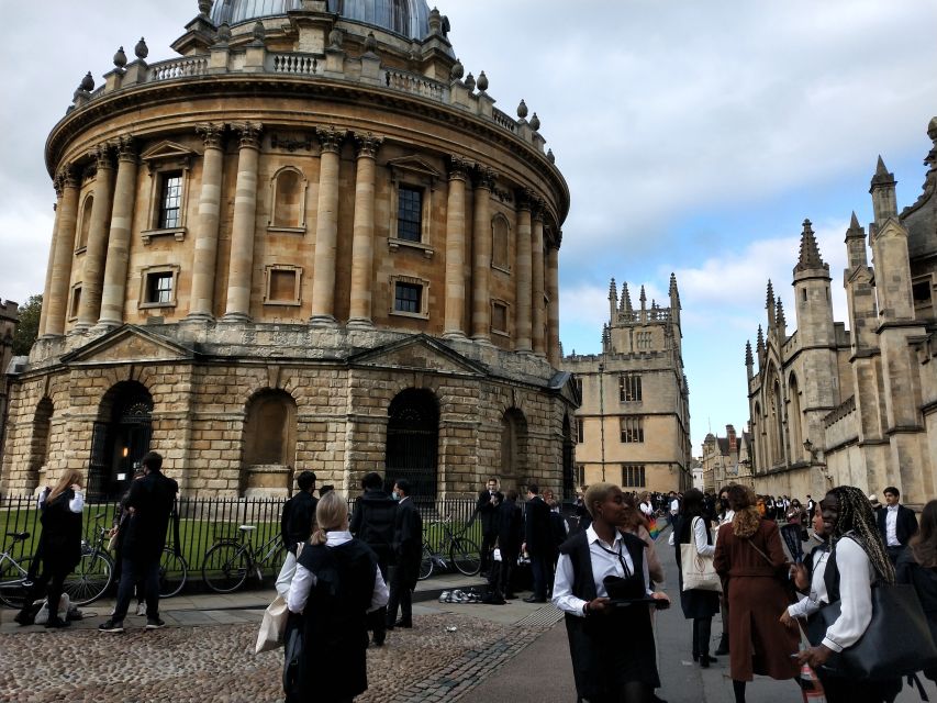 Oxford: Harry Potter Insights Divinity School Group Tour - Oxford colleges from the outside