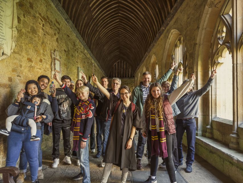 Oxford: Harry Potter Walking Tour Including New College - Starting with an Oxford student guide