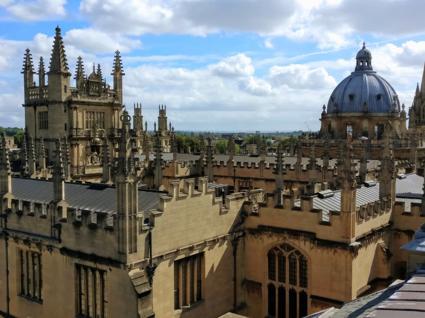 Oxford: Official University and City Walking Tour - Radcliffe Square, the Bridge of Sighs, and the Bodleian exterior