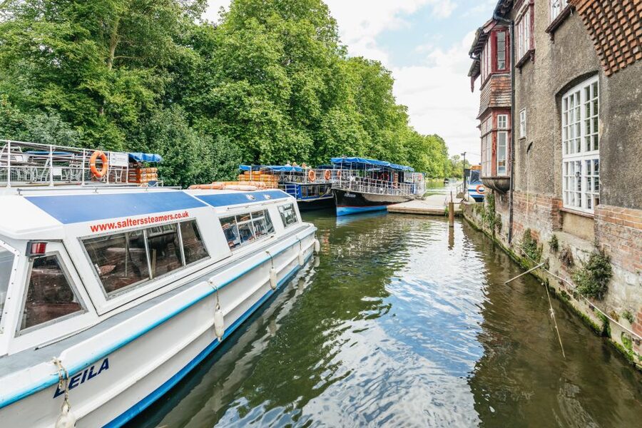 Oxford: River Thames Sightseeing Cruise - What the guide adds to the ride