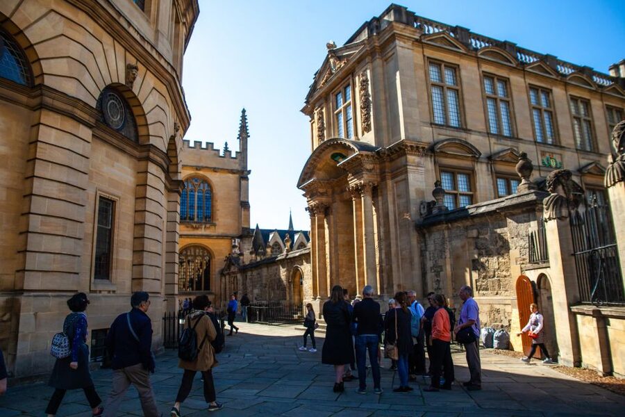 Oxford: University and City Walking Tour with Alumni Guide - Key points to know before you book