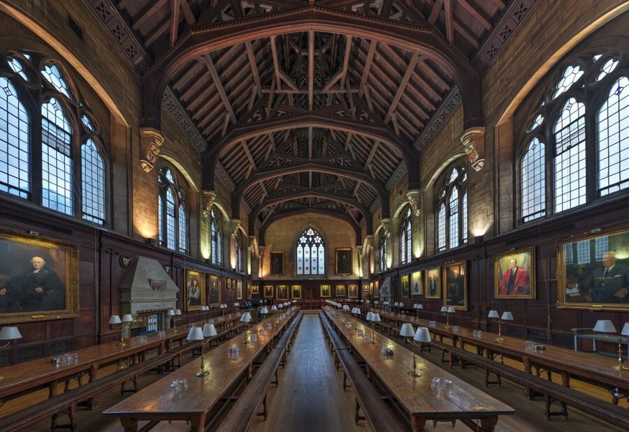 Oxford: University and City Walking Tour with Alumni Guide - Who will get the most from this tour?