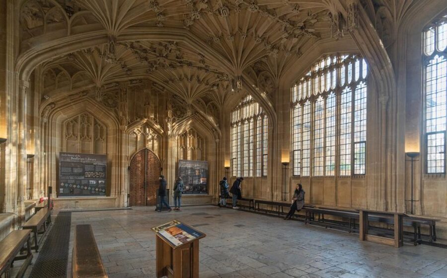 Oxford: University Walking Tour with Christ Church Visit - Oriel, Merton, All Souls, and the Bridge of Sighs
