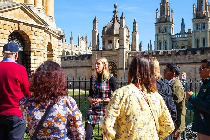 Oxford University Walking Tour With University Alumni Guide - Why a student guide changes the Oxford experience