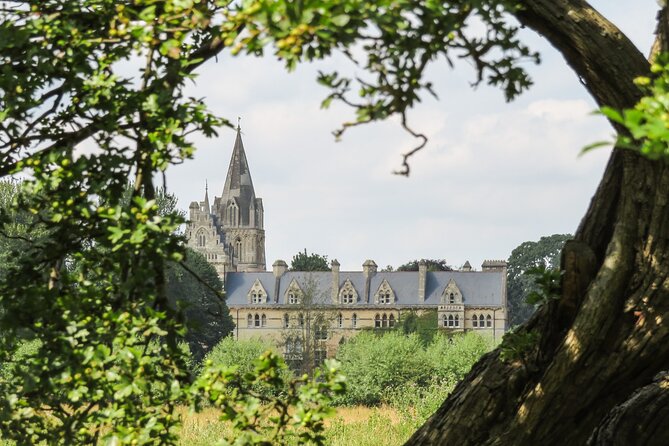 Oxford, Windsor and Eton - Day Tour from Brighton - Coach travel from Brighton and the long-day rhythm