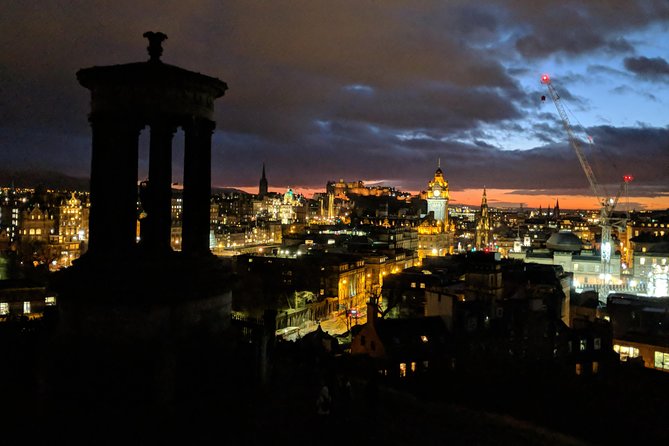Panoramic Running Tour of Edinburgh - Royal connections and darker Edinburgh stories