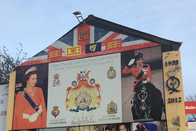 Peace Wall Taxi Tour - Bobby Sands mural: starting with the Nationalist story