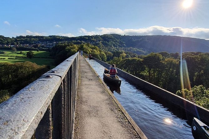 Pontcysyllte Aqueduct Canoe Tours in Llangollen - What makes this Llangollen canoe trip special