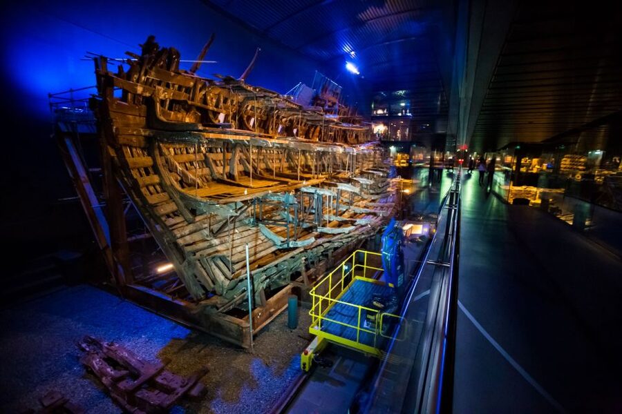 Portsmouth: Historic Dockyard Ultimate Explorer Ticket - HMS Warrior and the leap into Victorian technology
