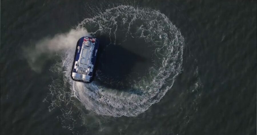Portsmouth: Hovercraft Flight to the Isle of Wight - Why this ten-minute crossing is worth your time