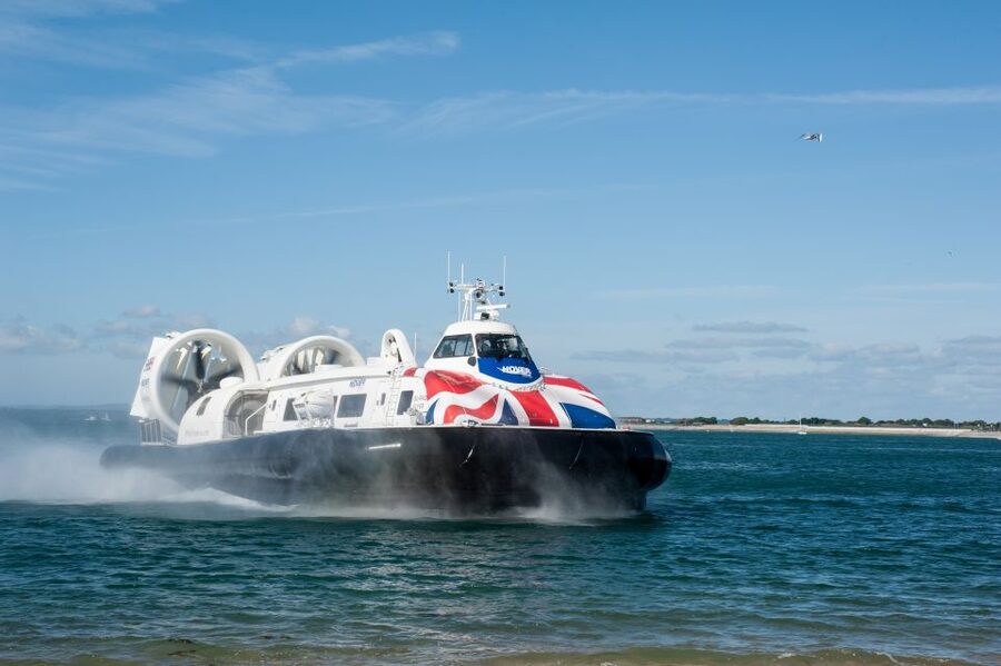 Portsmouth: Hovercraft Flight to the Isle of Wight - The return crossing and the weather question