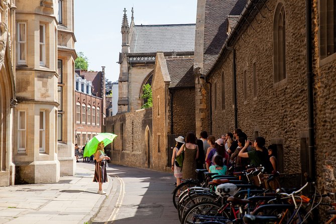 Private 2-Hour Cambridge Walking Tour With University Alumni Guide - Price, admissions, and the real value