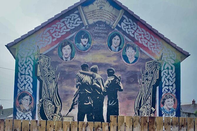 Private Belfast Troubles Cab Tour Adventure 2hrs Personal Guide - Crumlin Road Gaol and the courthouse